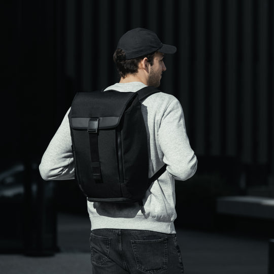 DAYFARER V2 Backpack