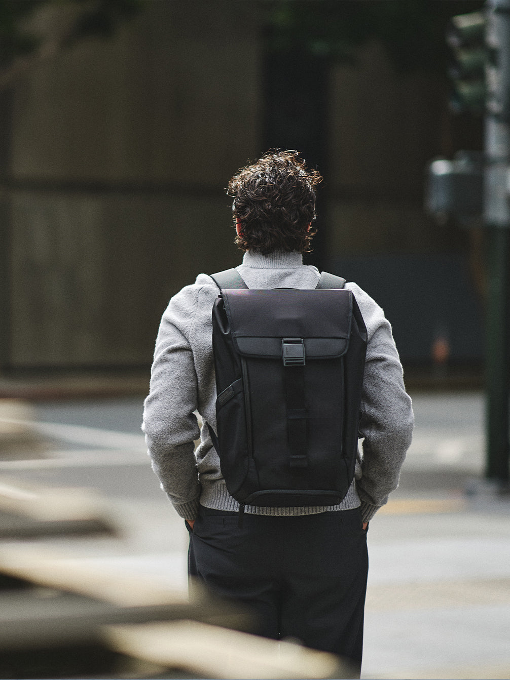 DAYFARER V2 Backpack